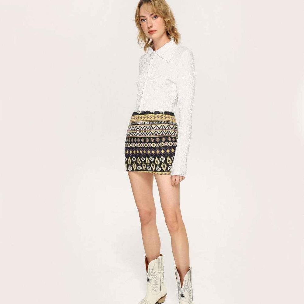 Cider white textured button down, like new, cropped, xs.